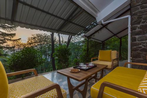 SaffronStays Inverlochy, Lonavala