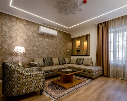 One-Bedroom Premium Apartment image 2