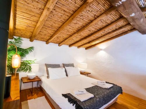 FLH Vale Judeu Rustic Mezzanine Cottage II FLH Vale Judeu Rustic Mezzanine Cottage II