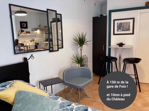 Studio Le City - Petit déjeuner inclus 1ère nuit - AUX 4 LOGIS - Location saisonnière - Foix