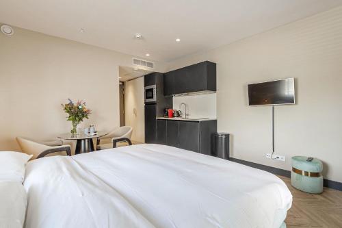 Bens The Walton - image 2