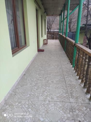 Artyomi Toon in Dilijan