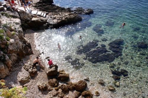 Apartments by the sea Rovinj - 17935 - image 10