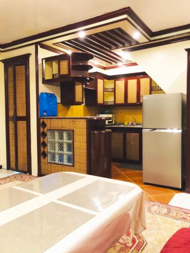 THE MANSION- Near NAIA Airport Terminal PASAY, Manila (fotografie 10)