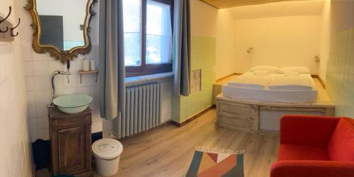 1 queen bed