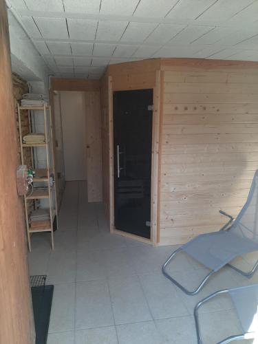 Sauna, Domaine La Salvagie, chambres d'hôtes avec spa, sauna, piscine, massages (Domaine La Salvagie, chambres d'hotes avec spa, sauna, piscine, massages) in Archignac