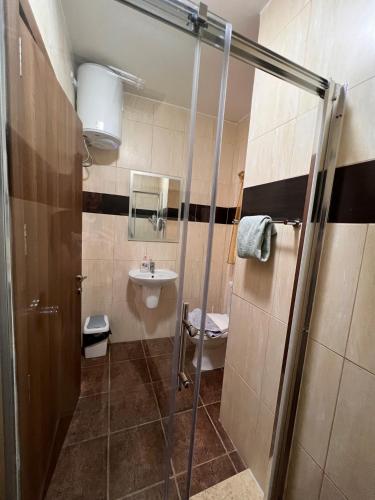All Nations Holiday Home - image 7