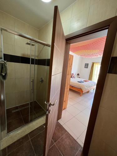 All Nations Holiday Home - image 5