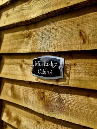 Walsh's - Mill Lodges-Cabins