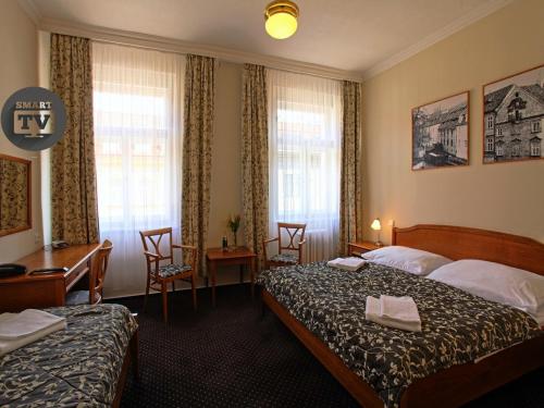 room detail thumbnail 1