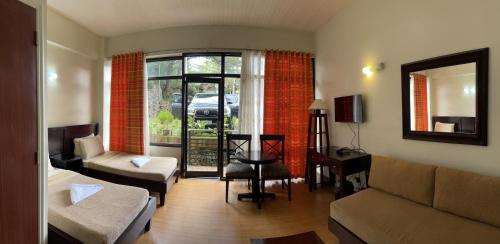 room detail thumbnail 0