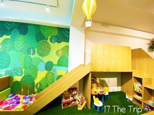 17 더 트립