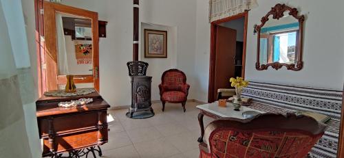 Αρχοντικό ΑΤΤΙΚ - ATTIK MANSION, Livadi (foto 5)