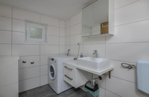 Apartments Dorotea - image 9