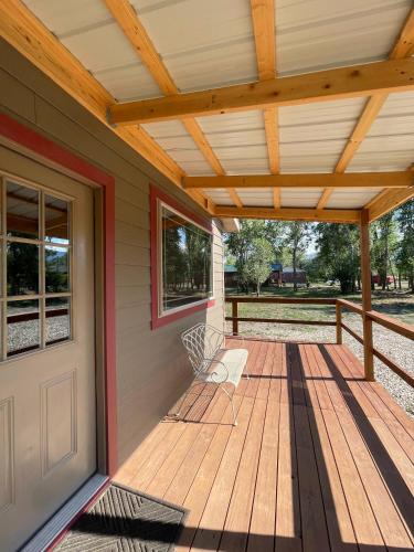 . Shire Valley Cottage Ranch Retreat