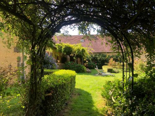 LE DOMAINE DU PETIT TERTRE - SPA EN EXTERIEUR chambre d'hôte Le Tronchet