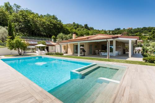  Villa Lerant in Acquaviva Picena