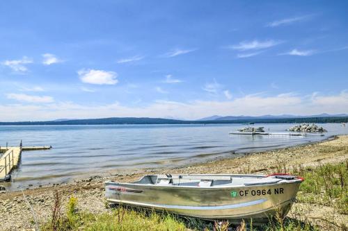 . Scenic Lake Almanor Home w/ Mountain Views!