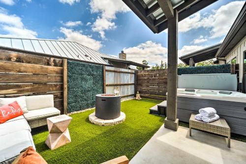 Blissful Couples Getaway with Private Hot Tub!