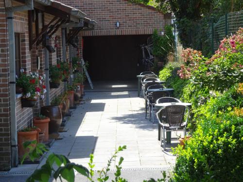 Elckerlyck Inn Hotel - image 6