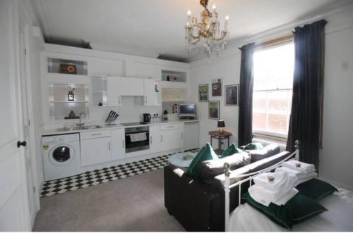 Northernhay street quirky apartment