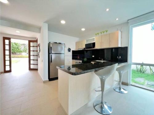 ห้องครัว, Casa Arcoíris: Espectacular casa en Cartagena con Acceso directo a la Playa (Casa Arcoiris: Espectacular casa en Cartagena con Acceso directo a la Playa) in อาโรโย เด เปียดรา