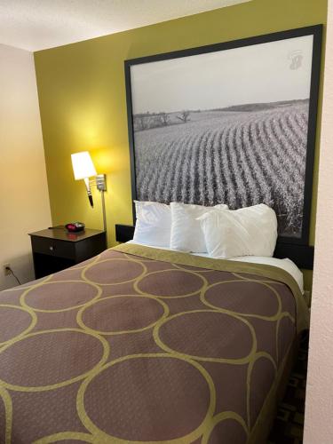 Queen Room - Mobility Access/Non-Smoking
