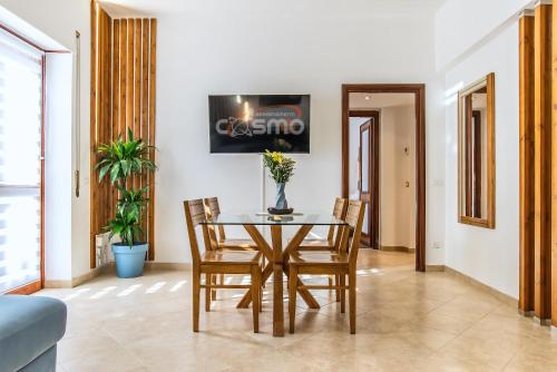One-Bedroom Apartment image 10
