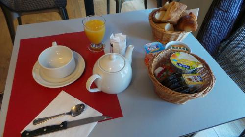 Hôtel Le Cambronne - image 6