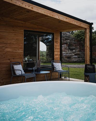 Off the Track Getaway, Luxury Lodge - Accommodation - Crail