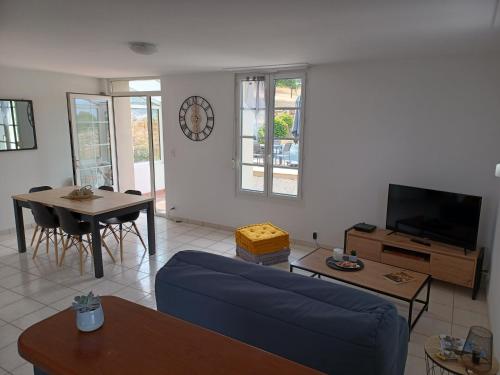 Maison Face au Mont avec extérieur gîte à louer Avranches