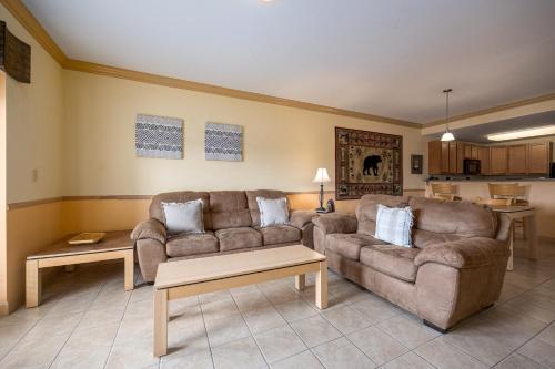 Mountain View Condo 1205 - image 4