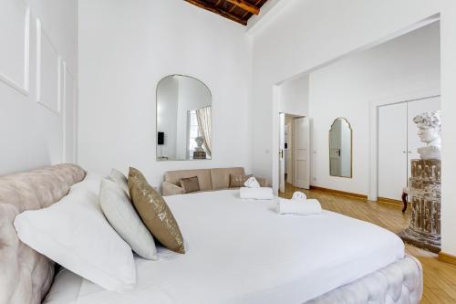 NEW OPENING!! - BABUINO SUITE EXCLUSIVE - image 10