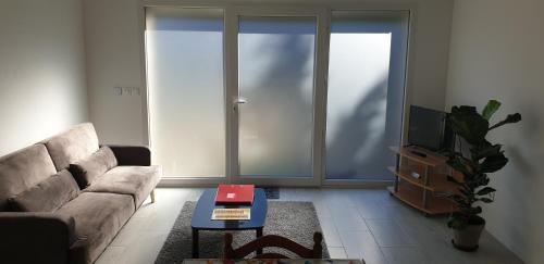 Les Rochettes, joli appartement, tout neuf, calme et paisible in Saint-Gervais-d'Auvergne