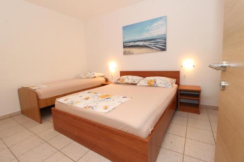Apartments by the sea Mandre Pag - 6284 - image 5