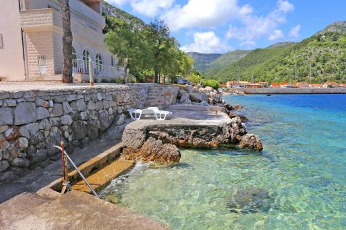 Apartments by the sea Trstenik Peljesac - 10110 - main image