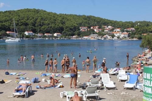 Apartments by the sea Korcula - 15689 - image 9