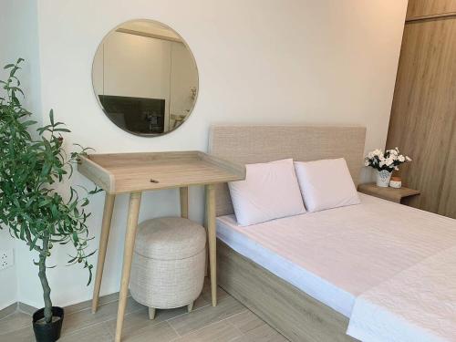 One-Bedroom Apartment image 9
