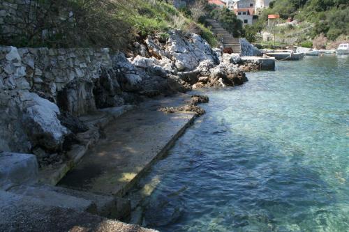 Apartments by the sea Racisce Korcula - 4360 - image 3