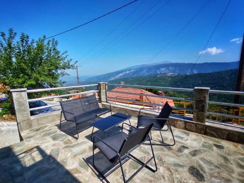 발코니/테라스, Rapsani Panorama Villa in 랍사니