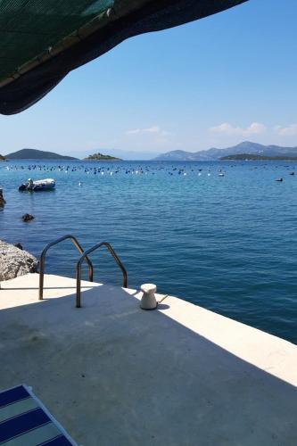 沙灘, Apartments by the sea Zuronja, Peljesac - 13202 in 布達加維斯