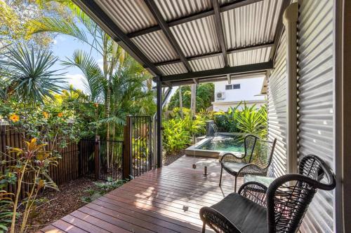 Mudjimba Escape-pet friendly, luxury villa w/ pool