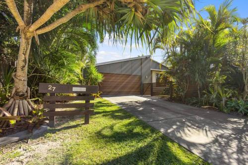 Mudjimba Escape-pet friendly, luxury villa w/ pool