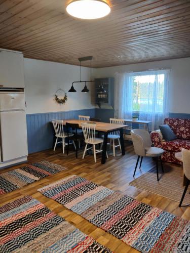 Tuura - main image
