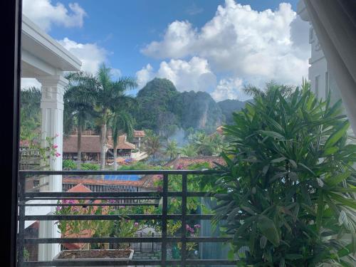 Tam Coc Elegance House - 발코니/테라스