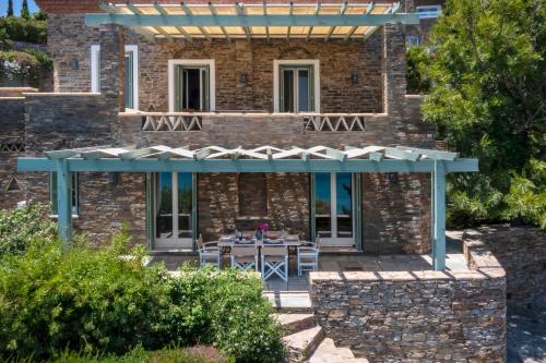 Sun-rock house by the sea, Ándros (fotografie 4)