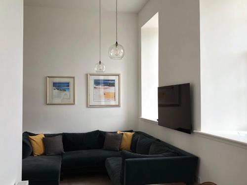 Picture of Great Glen Town House