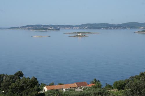 Apartments with a swimming pool Mokalo Peljesac - 639 - image 10