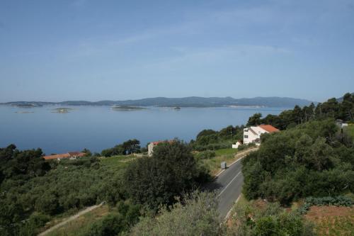 Apartments with a swimming pool Mokalo, Peljesac - 639