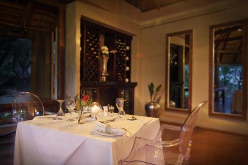 Εστιατόριο, Itaga Luxury Private Game Lodge in Μπέλα Μπέλα